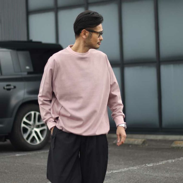 2026年トレンド】メンズは“ピンク”をどう着る？大人の洗練コーデ術を解説